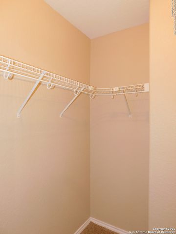 10386 Oakwood Crest, San Antonio, TX 78245