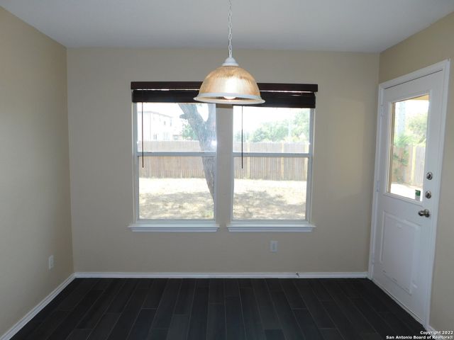 10386 Oakwood Crest, San Antonio, TX 78245