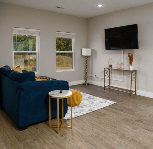 325-327 R C Thompson Road, Chesnee, SC 29323