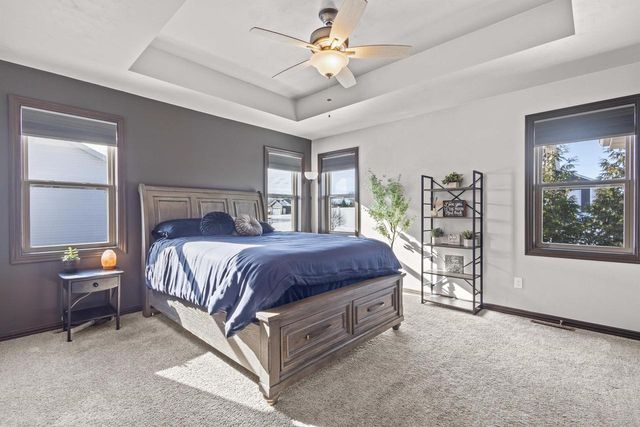 4235 N SHADYWOOD COURT, Appleton, WI 54914