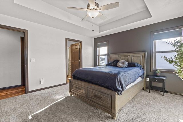 4235 N SHADYWOOD COURT, Appleton, WI 54914