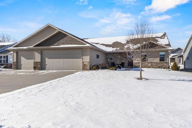 4235 N SHADYWOOD COURT, Appleton, WI 54914
