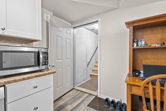 4235 N SHADYWOOD COURT, Appleton, WI 54914