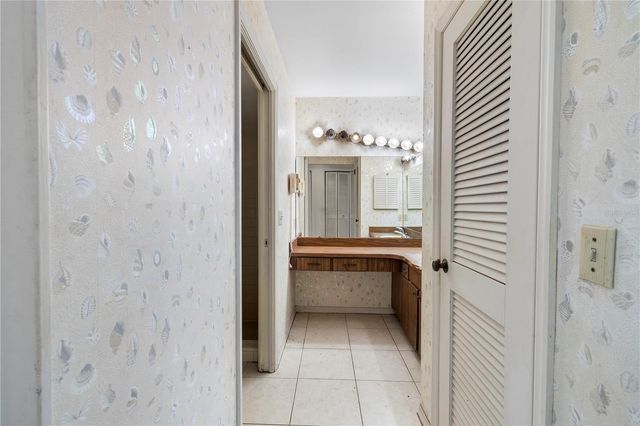 10309 RECLINATA LANE, Tampa, FL 33618