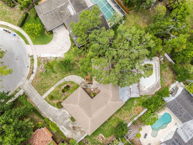 10309 RECLINATA LANE, Tampa, FL 33618