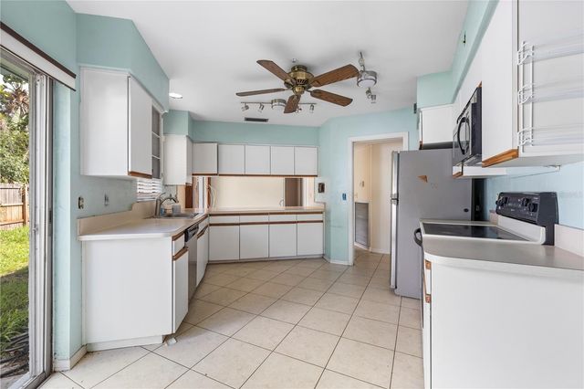 10309 RECLINATA LANE, Tampa, FL 33618