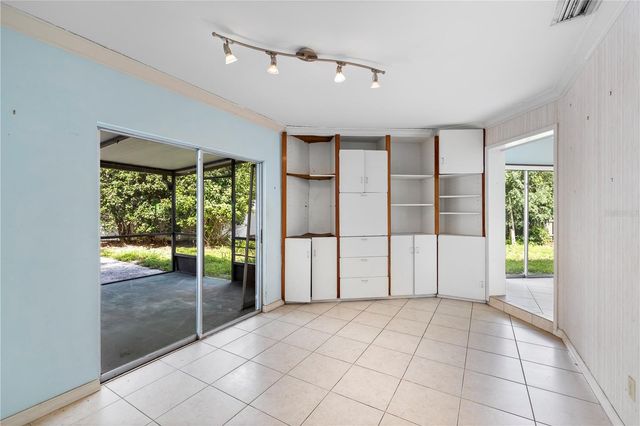 10309 RECLINATA LANE, Tampa, FL 33618