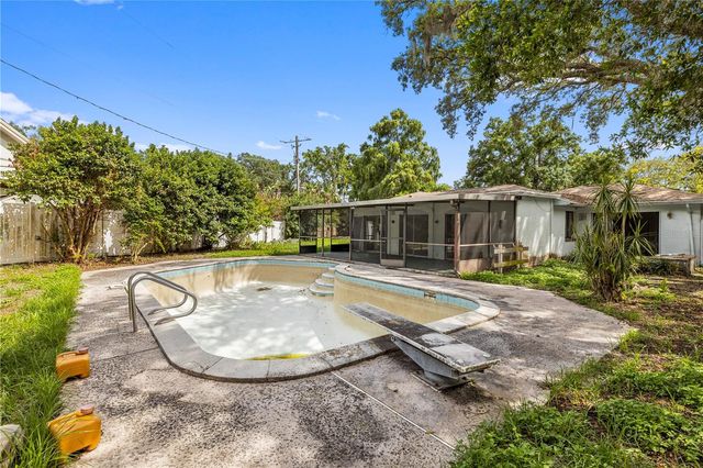 10309 RECLINATA LANE, Tampa, FL 33618