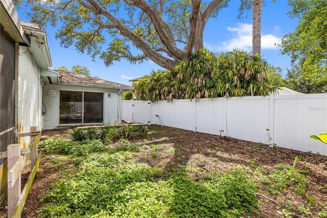 10309 RECLINATA LANE, Tampa, FL 33618