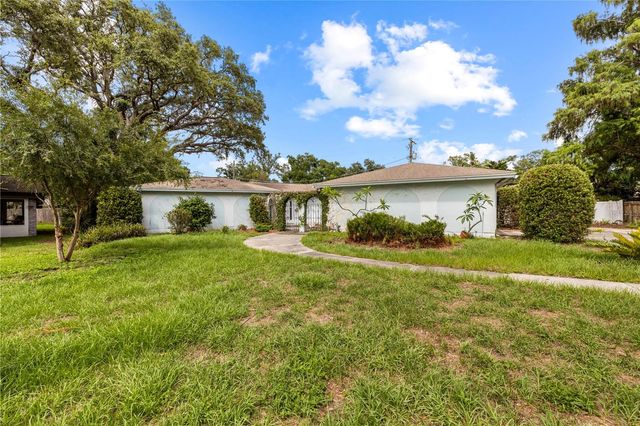 10309 RECLINATA LANE, Tampa, FL 33618
