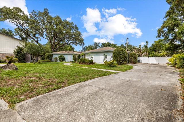 10309 RECLINATA LANE, Tampa, FL 33618
