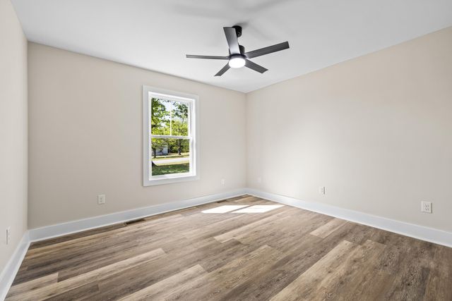 1078 Quaker Church RD, Bedford, VA 24523