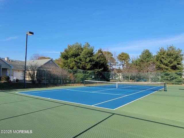 23 Walkabout Court, Whiting, NJ 08759