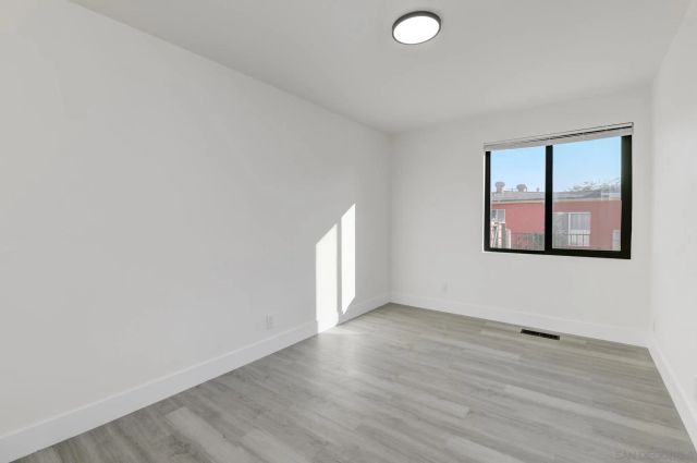 1948 Westinghouse St, San Diego, CA 92111