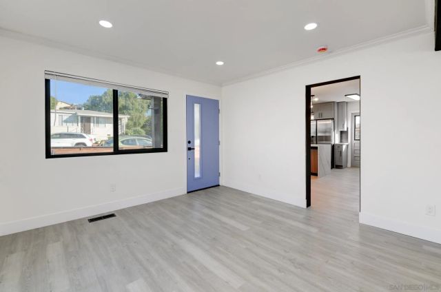 1948 Westinghouse St, San Diego, CA 92111