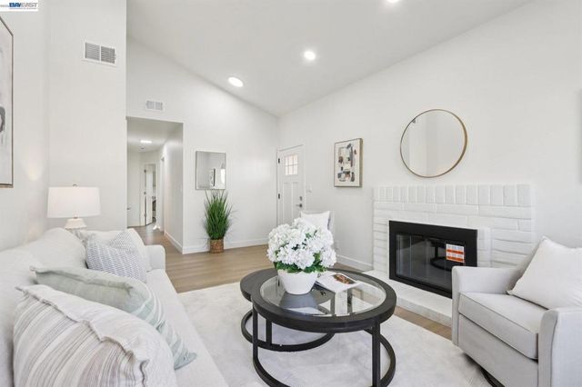 3168 Courthouse Drive, Union City, CA 94587