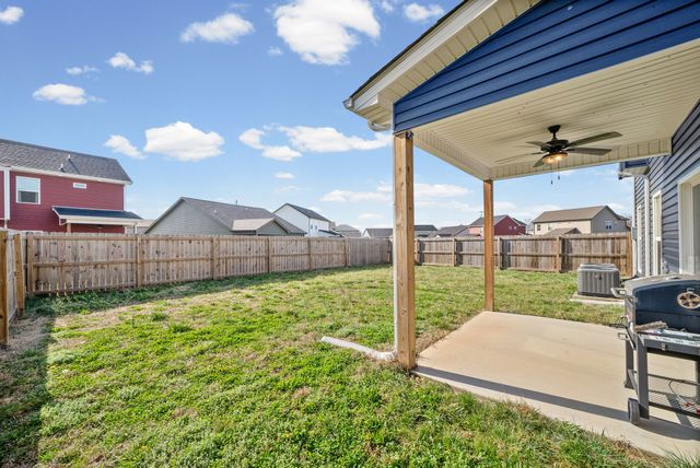 206 Copeland Rd, Clarksville, TN 37042