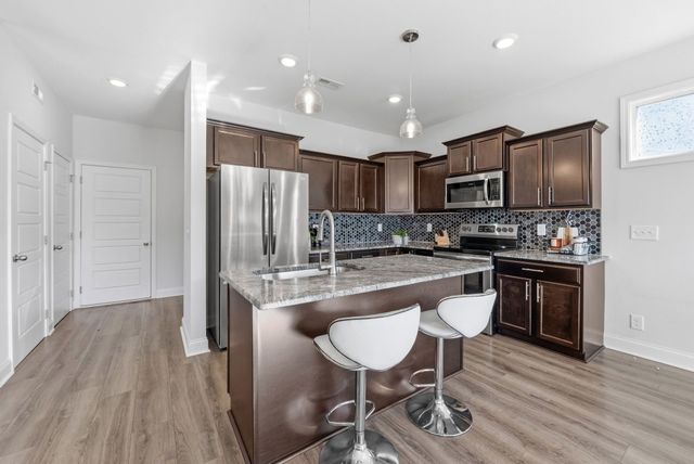 206 Copeland Rd, Clarksville, TN 37042