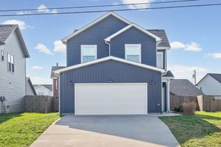 206 Copeland Rd, Clarksville, TN 37042