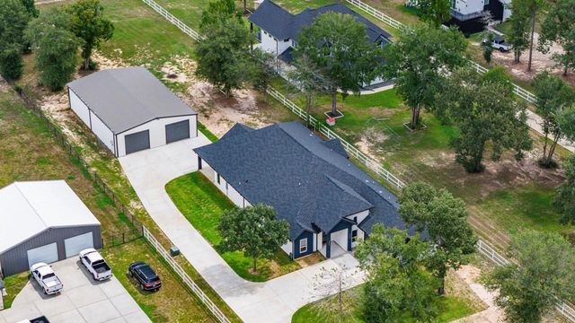 2062 White Doe Court, Cleveland, TX 77328