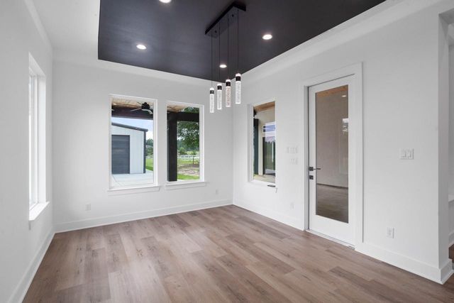 2062 White Doe Court, Cleveland, TX 77328