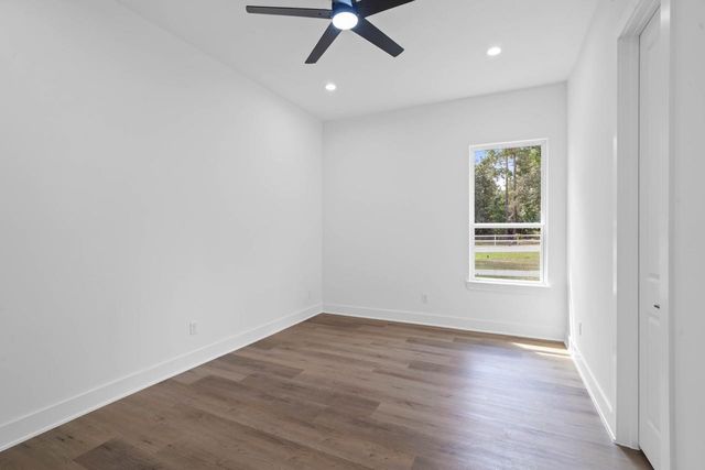 2062 White Doe Court, Cleveland, TX 77328