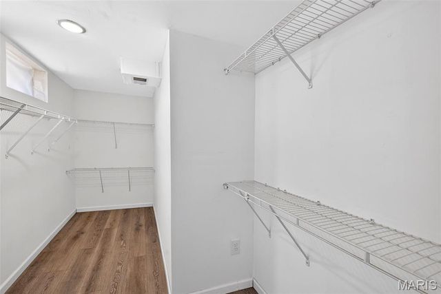 2021 Twin Fawns Court, St Peters, MO 63376