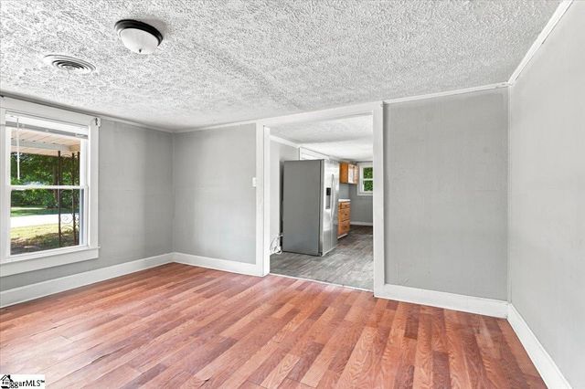 322 W Wilburn Avenue, Greenville, SC 29611
