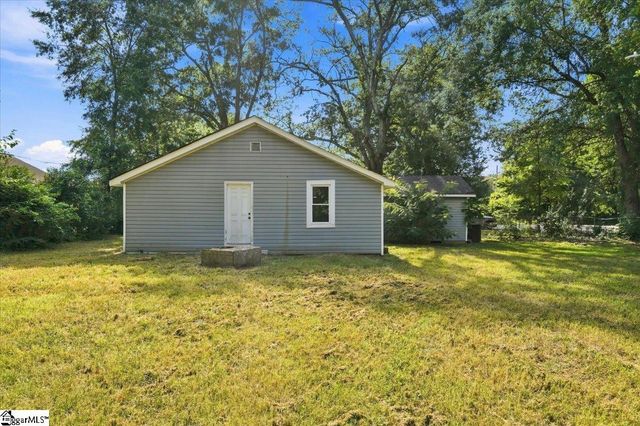 322 W Wilburn Avenue, Greenville, SC 29611
