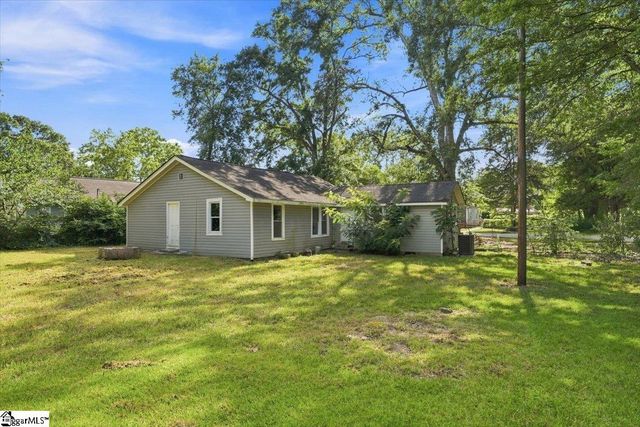 322 W Wilburn Avenue, Greenville, SC 29611