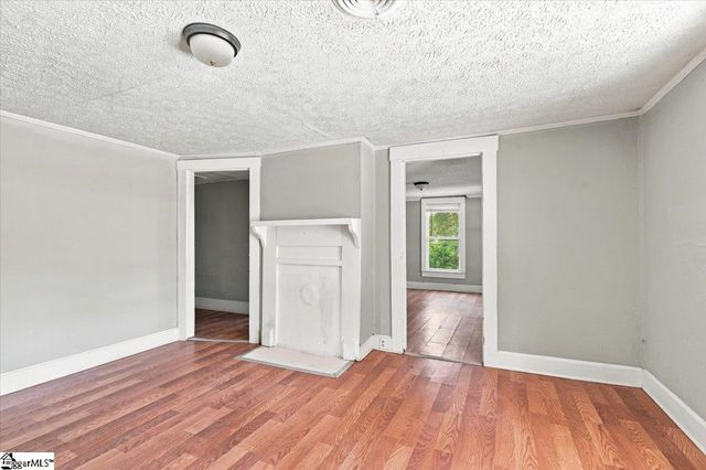 322 W Wilburn Avenue, Greenville, SC 29611
