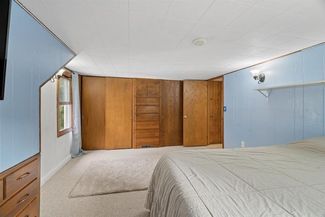 2119 N ERB STREET, Appleton, WI 54911