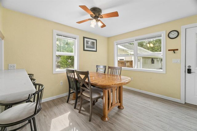 2119 N ERB STREET, Appleton, WI 54911