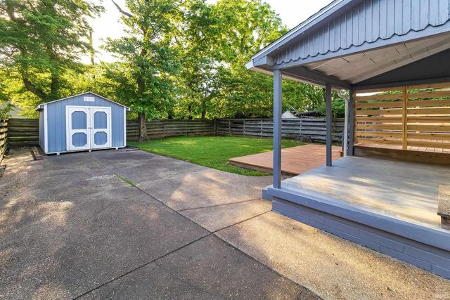 101 S Villa Drive, Evansville, IN 47714