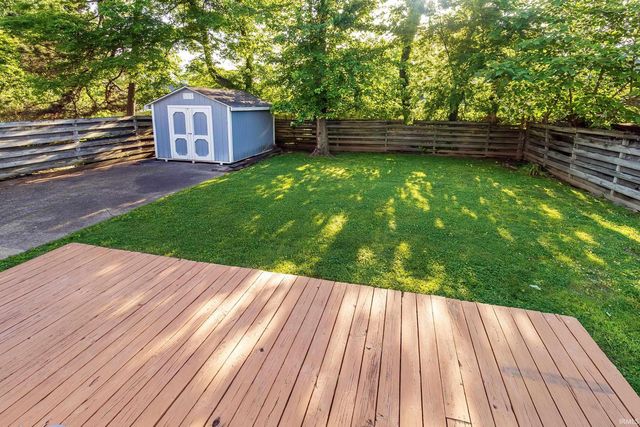101 S Villa Drive, Evansville, IN 47714