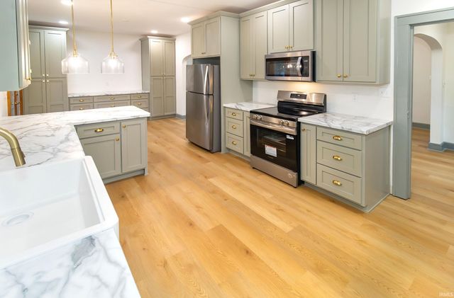 101 S Villa Drive, Evansville, IN 47714