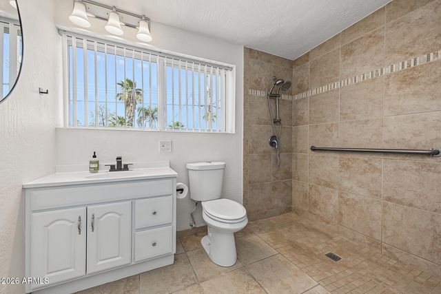 1008 E FRIAR Avenue, Apache Junction, AZ 85119