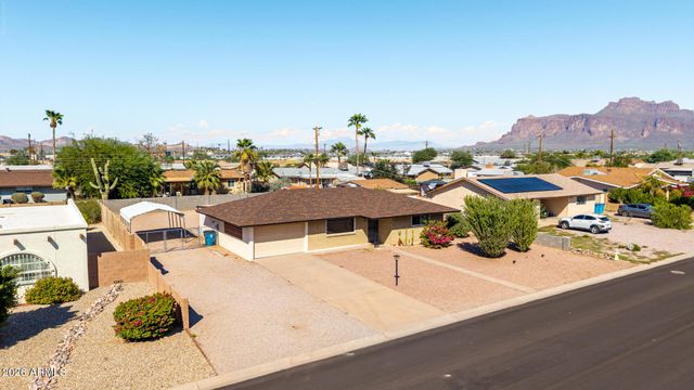 1008 E FRIAR Avenue, Apache Junction, AZ 85119