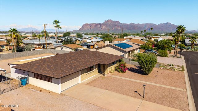 1008 E FRIAR Avenue, Apache Junction, AZ 85119