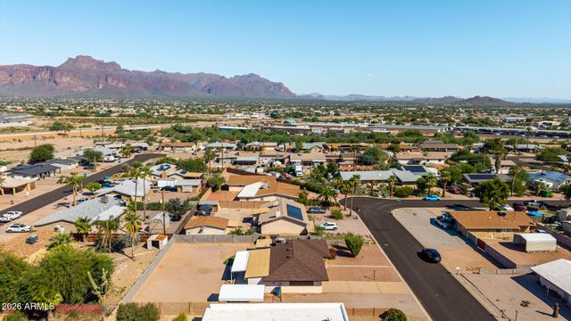 1008 E FRIAR Avenue, Apache Junction, AZ 85119