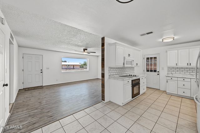 1008 E FRIAR Avenue, Apache Junction, AZ 85119