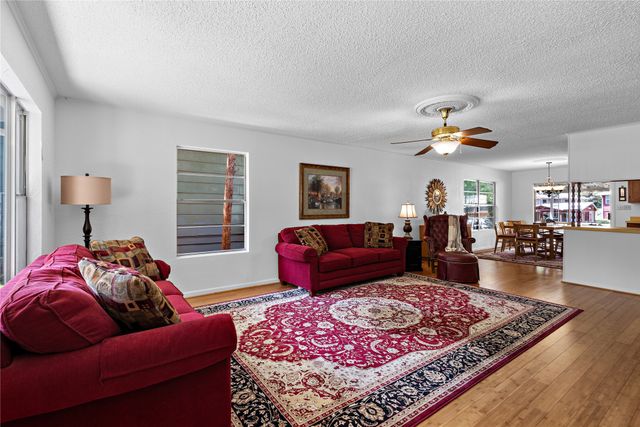 210 Harbor Drive, Gun Barrel City, TX 75156