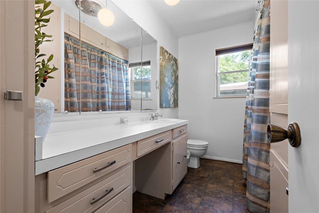 210 Harbor Drive, Gun Barrel City, TX 75156