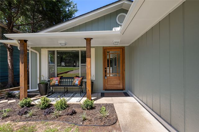 210 Harbor Drive, Gun Barrel City, TX 75156