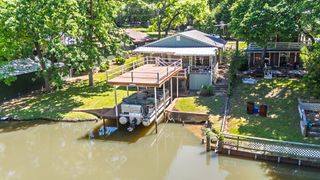 210 Harbor Drive, Gun Barrel City, TX 75156