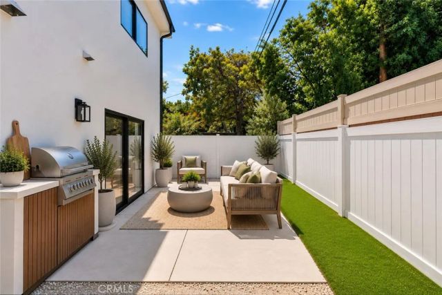 5751 Vista Del Monte, Sherman Oaks, CA 91411
