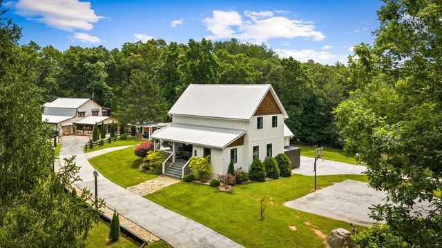 657 Campbell Camp Circle, Blue Ridge, GA 30513