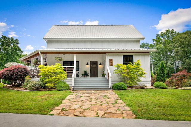 657 Campbell Camp Circle, Blue Ridge, GA 30513