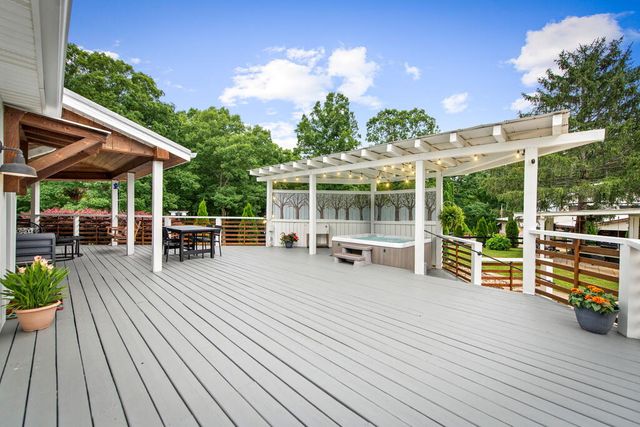 657 Campbell Camp Circle, Blue Ridge, GA 30513