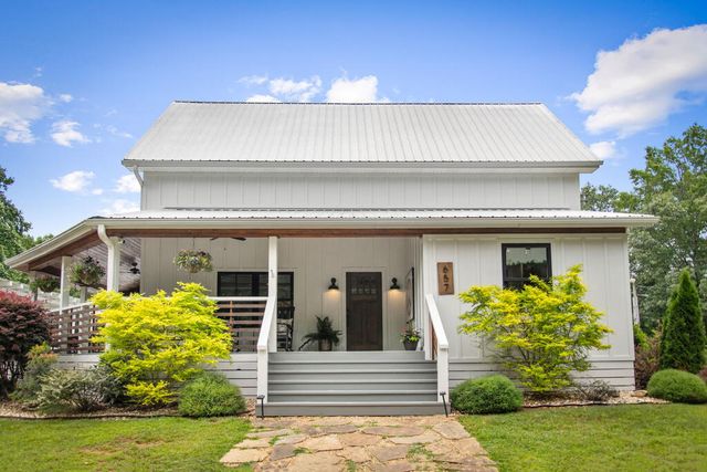 657 Campbell Camp Circle, Blue Ridge, GA 30513